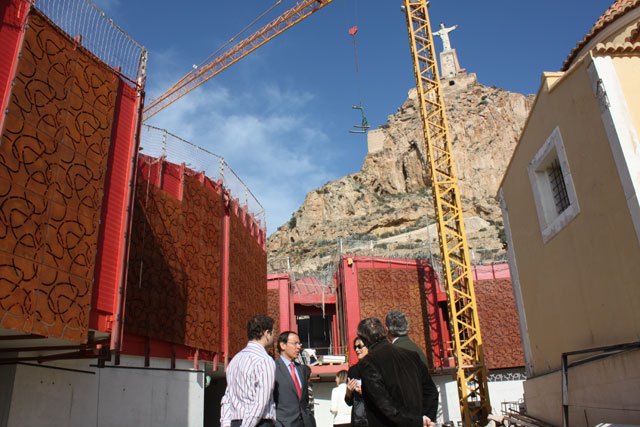 El Alcalde anuncia que en 2010 concluirá la primera fase de la recuperación del entorno del Castillo de Monteagudo - 3, Foto 3