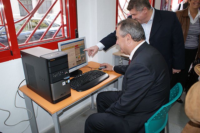 El Delegado del Gobierno y el Alcalde de Calasparra inauguran las obras financiadas con el Fondo Estatal de Inversión Local - 1, Foto 1