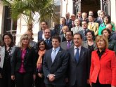 Bascuñana y Jódar firman en el Huerto Ruano de Lorca un acuerdo marco con los alcaldes de la Región para prevenir y actuar contra la violencia de género