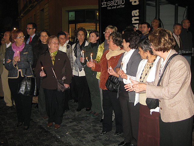 La directora del Instituto de la Mujer, en la concentración ciudadana contra la violencia de género - 3, Foto 3