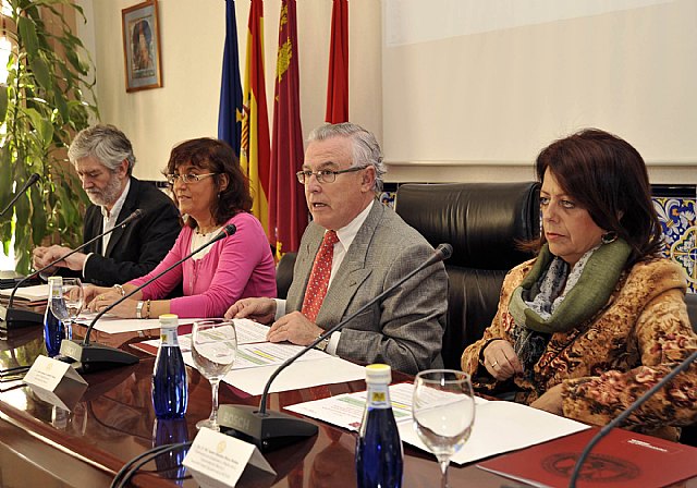 Los servicios de información universitarios abordan los cambios en la universidad española - 4, Foto 4