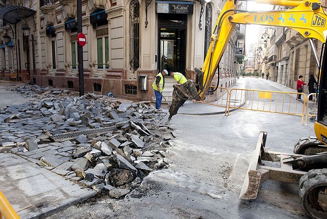 Cortada al tráfico la calle Jara por las obras de la peatonalización - 1, Foto 1