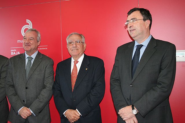 Valcárcel anima a los empresarios a “afrontar el futuro con optimismo” y a “no dejarse llevar por el catastrofismo, pese a las dificultades” - 1, Foto 1