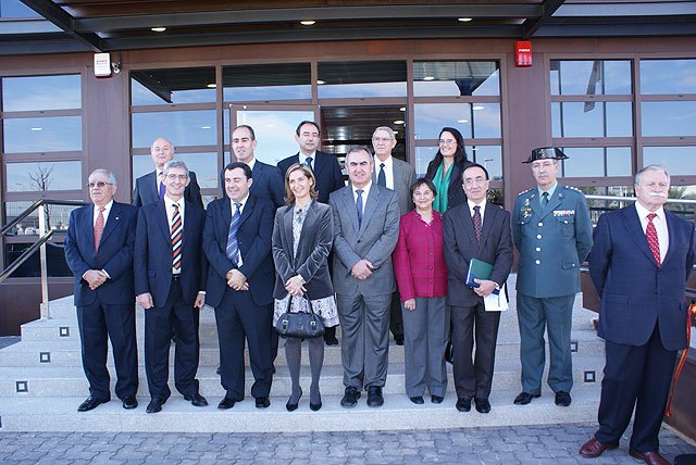 El nuevo Recinto Aduanero realizará el control administrativo, de inspección y asesoramiento a través de cinco servicios de la Administración - 2, Foto 2