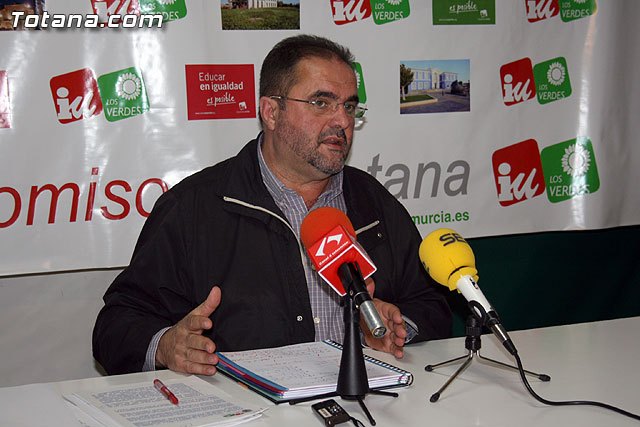 Para IU, el Pleno Ordinario pone de manifiesto las contradicciones de un Equipo de Gobierno diezmado, Foto 1