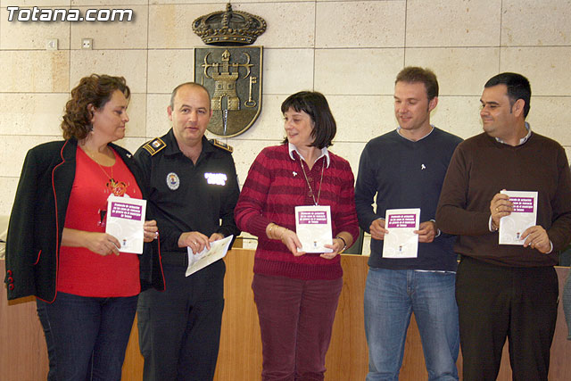 El ayuntamiento presenta el “Protocolo de actuacin en los casos de violencia de gnero en el municipio” - 11