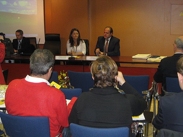 El Ayuntamiento apuesta por mejorar la situación de las mujeres y que la igualdad de oportunidades sea efectiva - 1, Foto 1