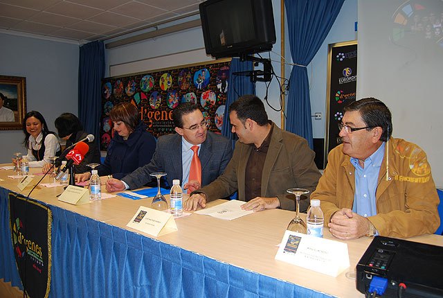 Autoridades municipales y regionales inauguran el “II Encuentro Nacional de Enfermedades Raras”, Foto 1