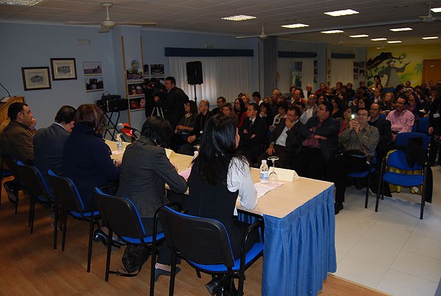 Autoridades municipales y regionales inauguran el “II Encuentro Nacional de Enfermedades Raras”, Foto 3
