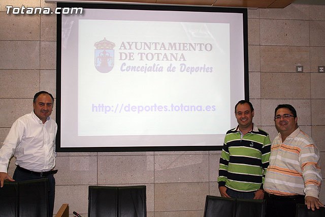 El ayuntamiento presenta un nuevo espacio web para el área de Deportes, Foto 4