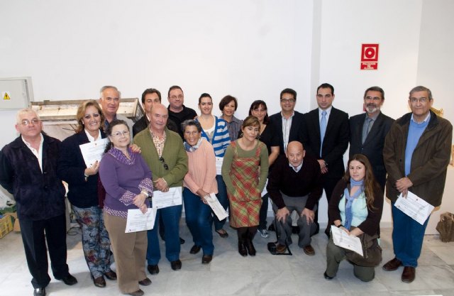 36 alumnos de los cursos de artesanía vidriera reciben sus diplomas - 5, Foto 5