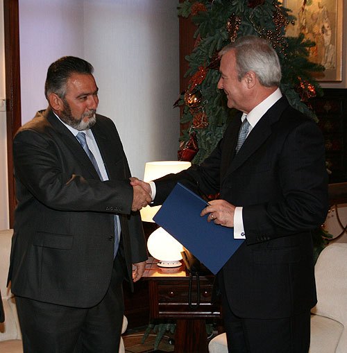 El presidente de la Comunidad recibe al alcalde de Aledo - 1, Foto 1