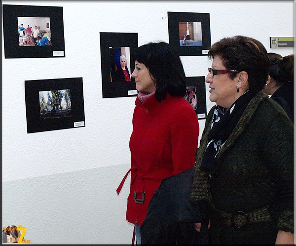 La concejal de Bienestar Social ha sido una de las primeras personas en poder disfrutar de esta encantadora exposición, Foto 5