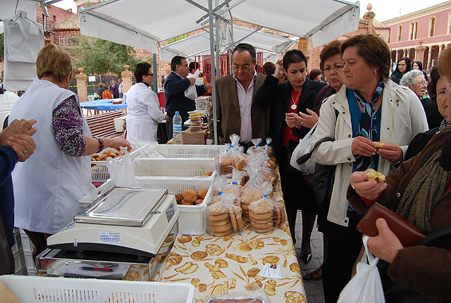 Los visitantes al “Mercado Artesano de La Santa” pudieron degustar los dulces navideños artesanales elaborados por ASPARTO - 4