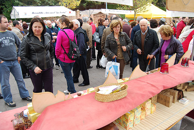 Los visitantes al “Mercado Artesano de La Santa” pudieron degustar los dulces navideños artesanales elaborados por ASPARTO - 8