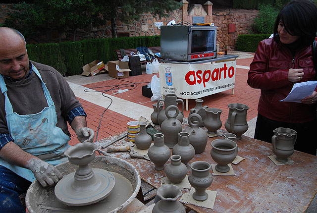 Los visitantes al “Mercado Artesano de La Santa” pudieron degustar los dulces navideños artesanales elaborados por ASPARTO - 26