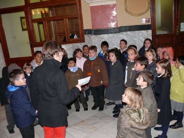 Casi 1.000 niños y niñas de Jumilla van a visitar el ayuntamiento para conocer su funcionamiento - 2, Foto 2