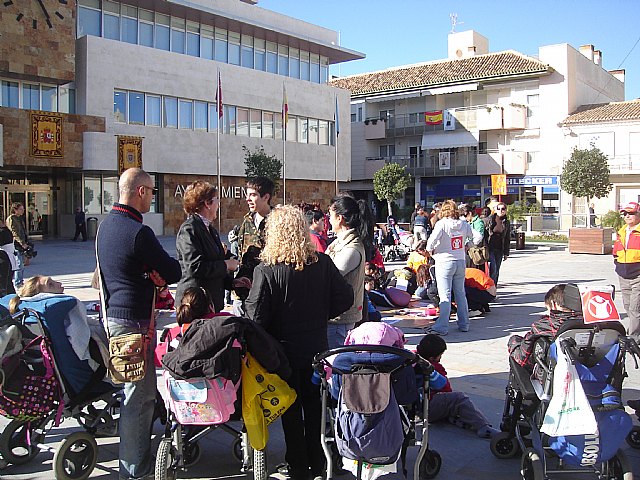 Los alumnos de AIDEMAR recaudan fondos para los niños de Costa de Marfil con una marcha solidaria - 1, Foto 1