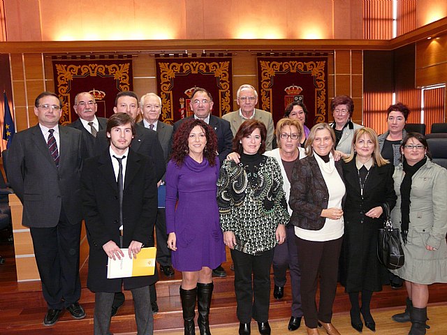 El Ayuntamiento firma convenios de colaboración con doce organizaciones sociales, que recibirán subvenciones por un total de 378.025 euros - 1, Foto 1