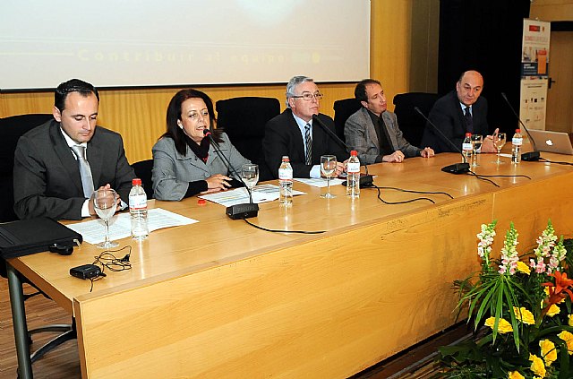 Las Jornadas UMUEMPLEO orientan a los alumnos sobre la incorporación al mundo laboral - 2, Foto 2