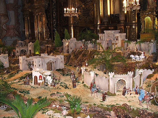 Caravaca inaugura el Belén Municipal con más de 200 figuras y construcciones realizadas por los artesanos Griñán y Tornero - 1, Foto 1