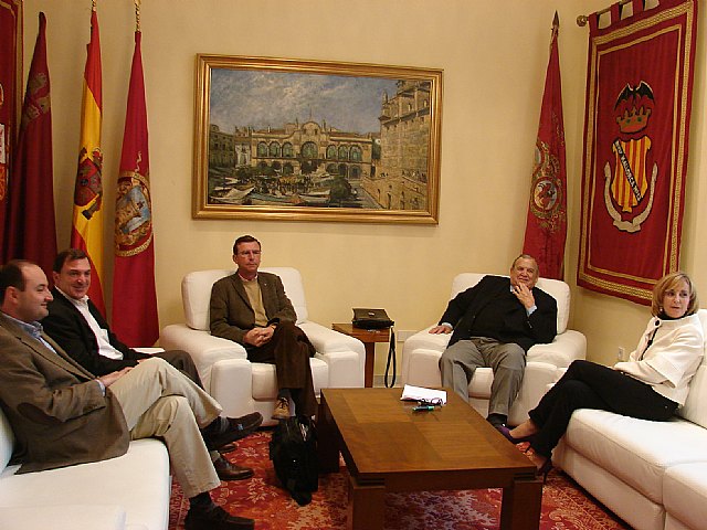 Una representación municipal del Ayuntamiento de Lorca recibe al nuevo presidente del Centro Murciano de Córdoba (Argentina) - 1, Foto 1