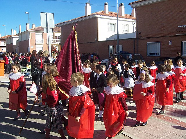 Los alumnos de los colegios “Reina Sofía” y “Santa Eulalia” celebran sendas romerías en honor a la patrona, Foto 2