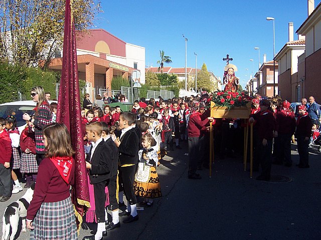 Los alumnos de los colegios “Reina Sofía” y “Santa Eulalia” celebran sendas romerías en honor a la patrona, Foto 3