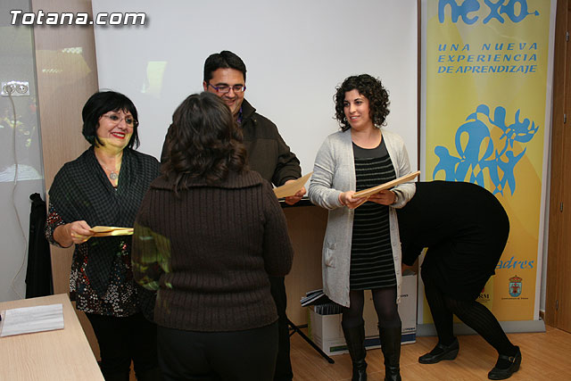 Un total de 80 padres y madres han participado en el taller 