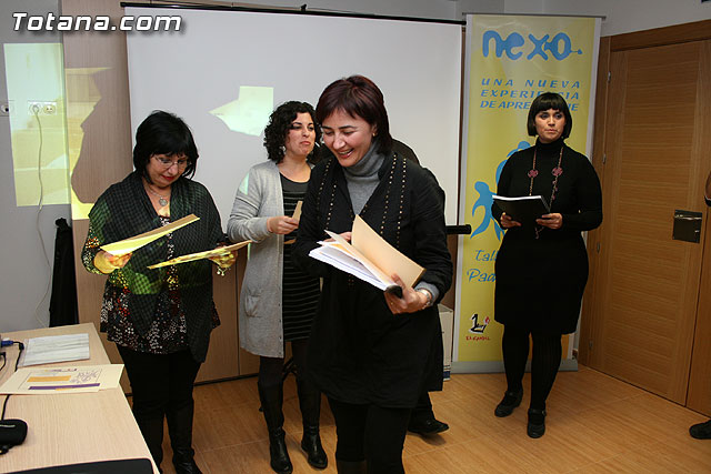 Un total de 80 padres y madres han participado en el taller 