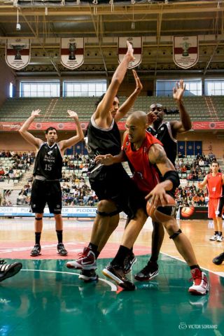 75-80. El Bilbao se estrena como visitante ante el colista Murcia - 7