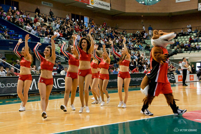 75-80. El Bilbao se estrena como visitante ante el colista Murcia - 14