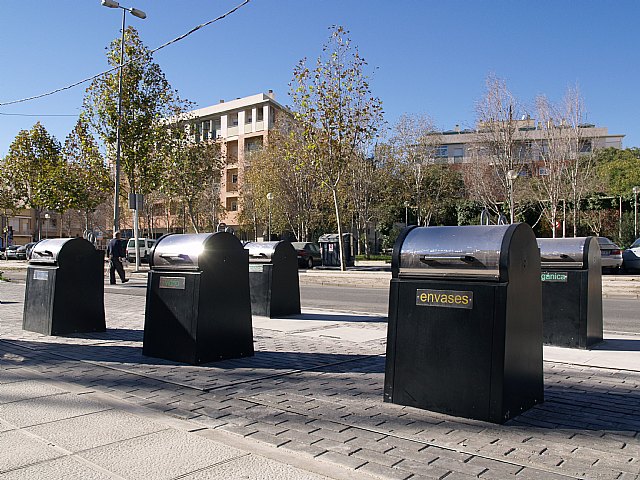 Limusa moderniza su sistema de recogida de basura con el soterramiento de contenedores en enclaves urbanos - 1, Foto 1