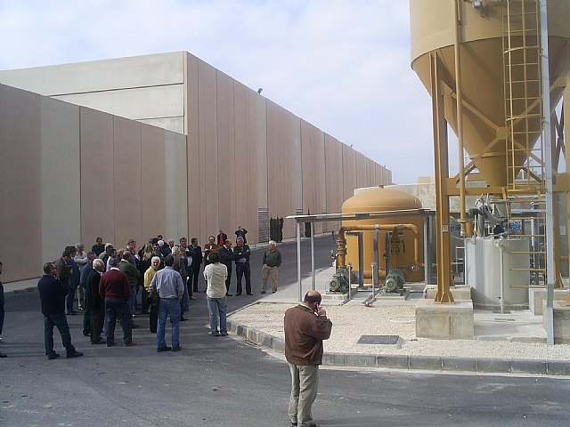 Los regantes visitan la desaladora de Valdelentisco, la mayor planta en producción de España - 1, Foto 1