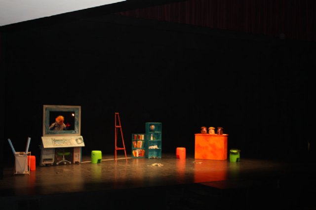 CAES de Torre-Pacheco acoge la obra “Quiero ser ecoeficiente para luchar contra el cambio climático, ¿Me sigues?” - 2, Foto 2