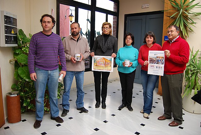 El Ayuntamiento junto a las AMPAS de Alhama de Murcia, Totana y Puerto Lumbreras inician una Campaña Solidaria - 1, Foto 1