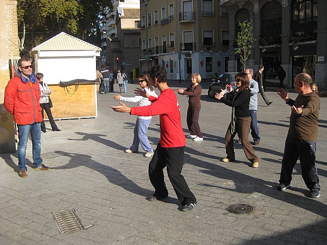 Comienza la actividad de Tai Chi en la plaza de Santo Domingo - 1, Foto 1