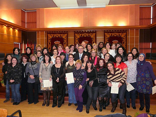 El Taller de Empleo Mujeres de Molina III entrega los diplomas a sus 30 alumnos - 1, Foto 1
