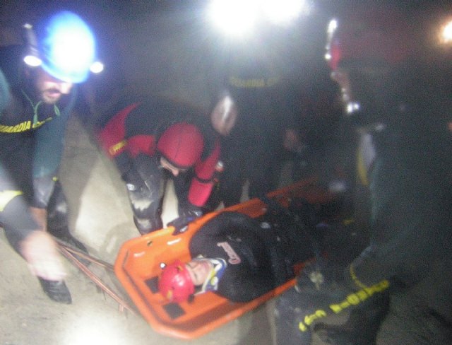 Bomberos de Cartagena intervienen en un simulacro de rescate en Cabo Tiñoso - 1, Foto 1