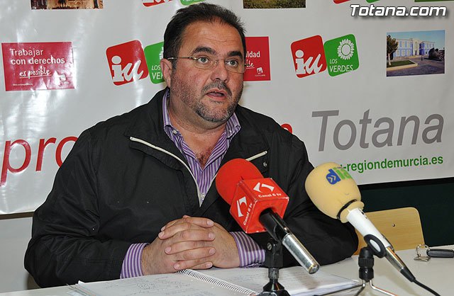 IU claims that "Martnez Andreo is making up the municipal accounts", Foto 1