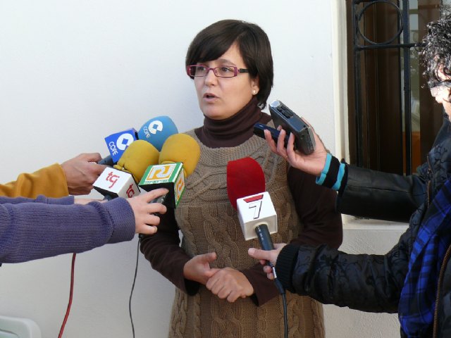 Tres familias conviven en la casa de acogida municipal de mujeres inmigrantes de Jumilla - 3, Foto 3