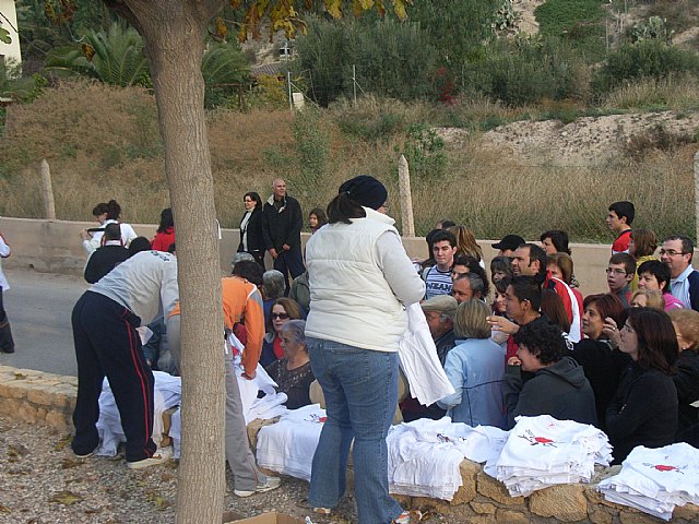 La tradicional caminata popular contó con la participación de más de 220 personas, Foto 4
