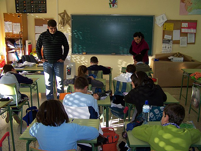 Arrancan los talleres de consumo en los colegios de Águilas - 1, Foto 1