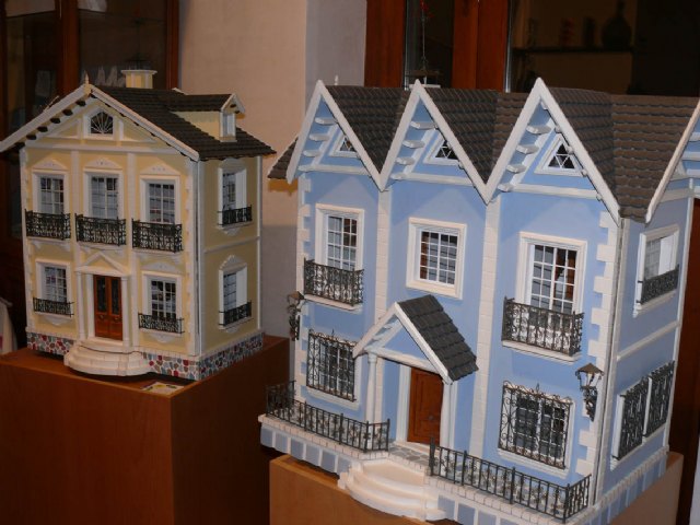 Inaugurada una exposición, única en la Región de Murcia, en la que se muestran casas de muñecas de Francisco Canicio - 1, Foto 1