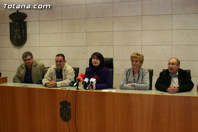 El roscón gigante de reyes de más de 140 metros se realizará en beneficio de la Asociación Española Contra el Cáncer el próximo 28 de diciembre - 1, Foto 1