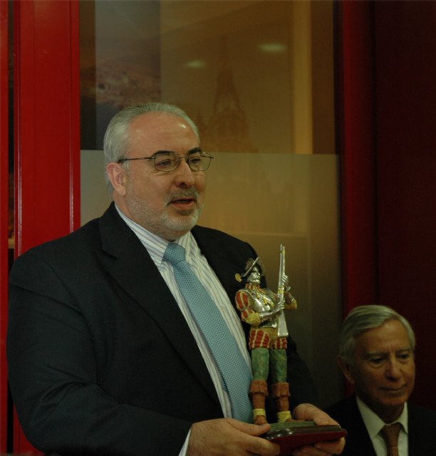 El Presidente de la UCAM nombrado Bizarro del Año 2009 - 1, Foto 1