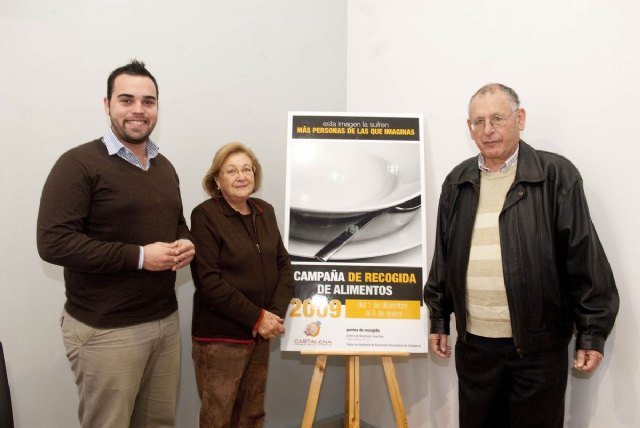 El Consejo de la Juventud ayuda a Cáritas a recoger alimentos - 2, Foto 2