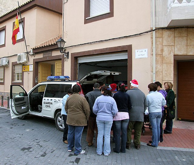 El Centro Ocupacional de Discapacitados de Fortuna visita las instalaciones de la Guardia Civil - 1, Foto 1