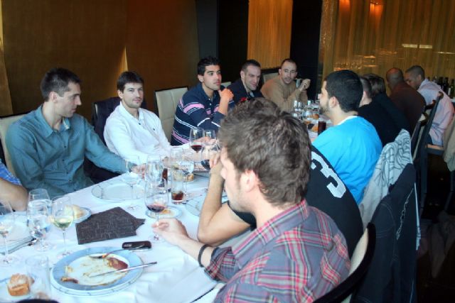 El CB Murcia celebra su tradicional comida de Navidad - 5