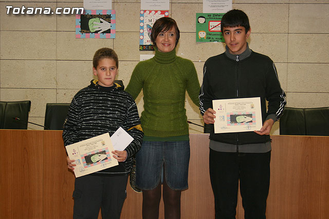 Entregan los premios del 